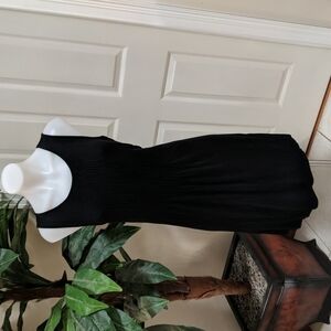 Adrienne Vittadini Women's Black Sleeveless Midi Dress Size Large